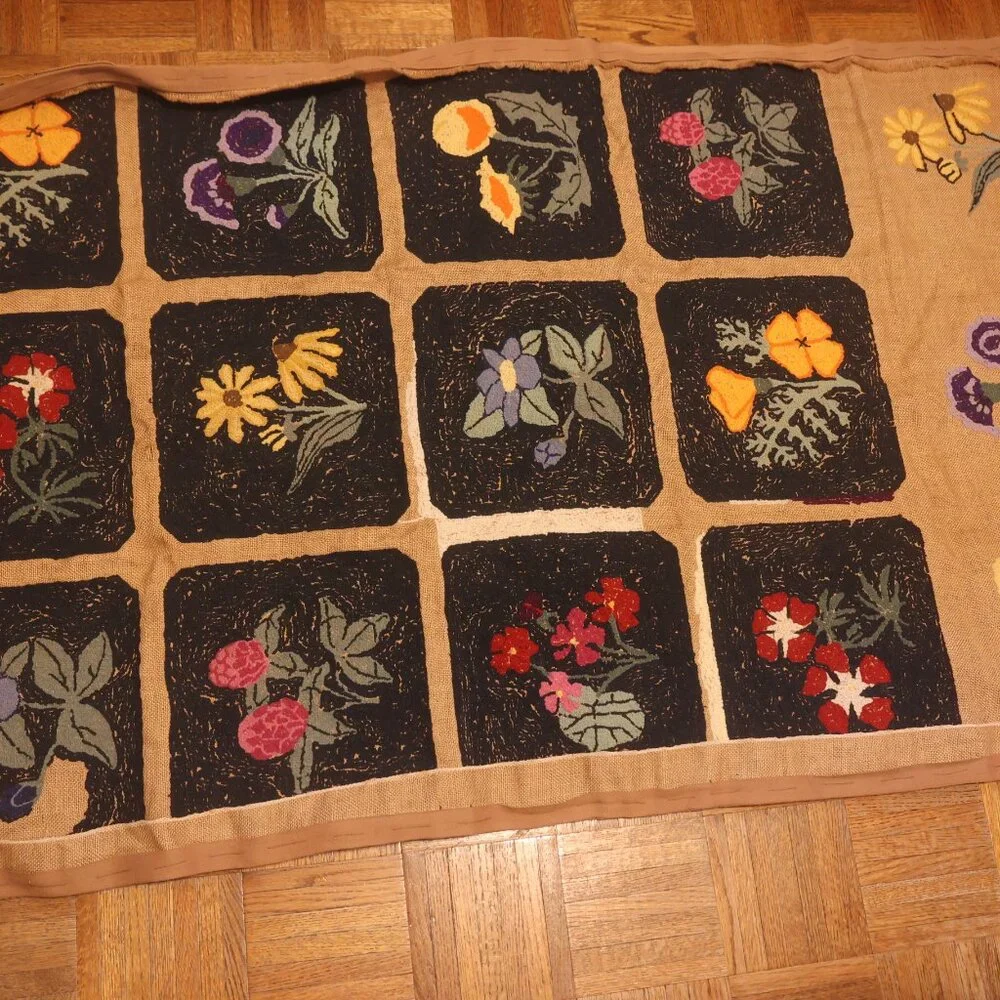 Vintage Hand-Hooked Floral Rug 56x35 Primitive Cottage Core Area Mat